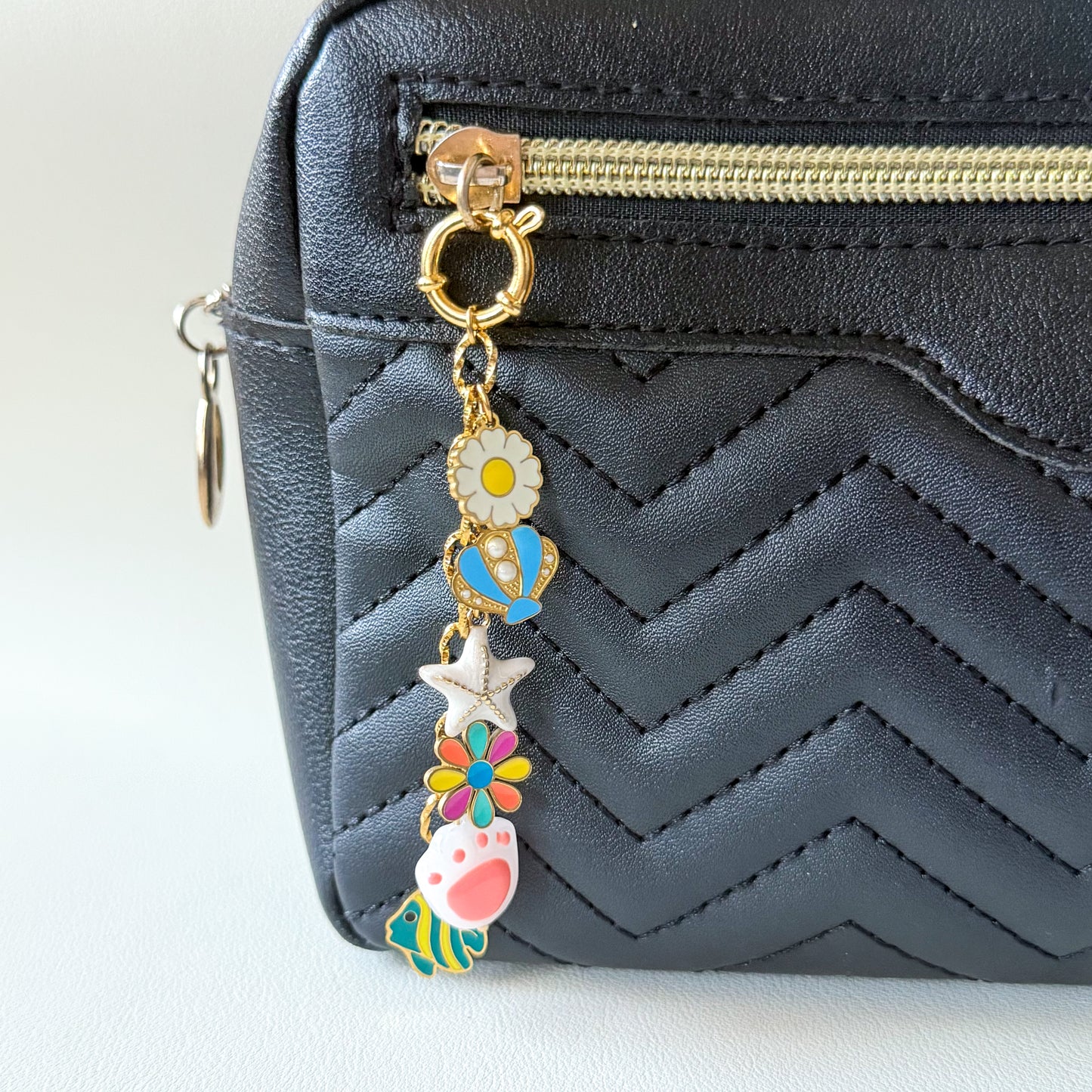 Round Clasp Textured Chain
