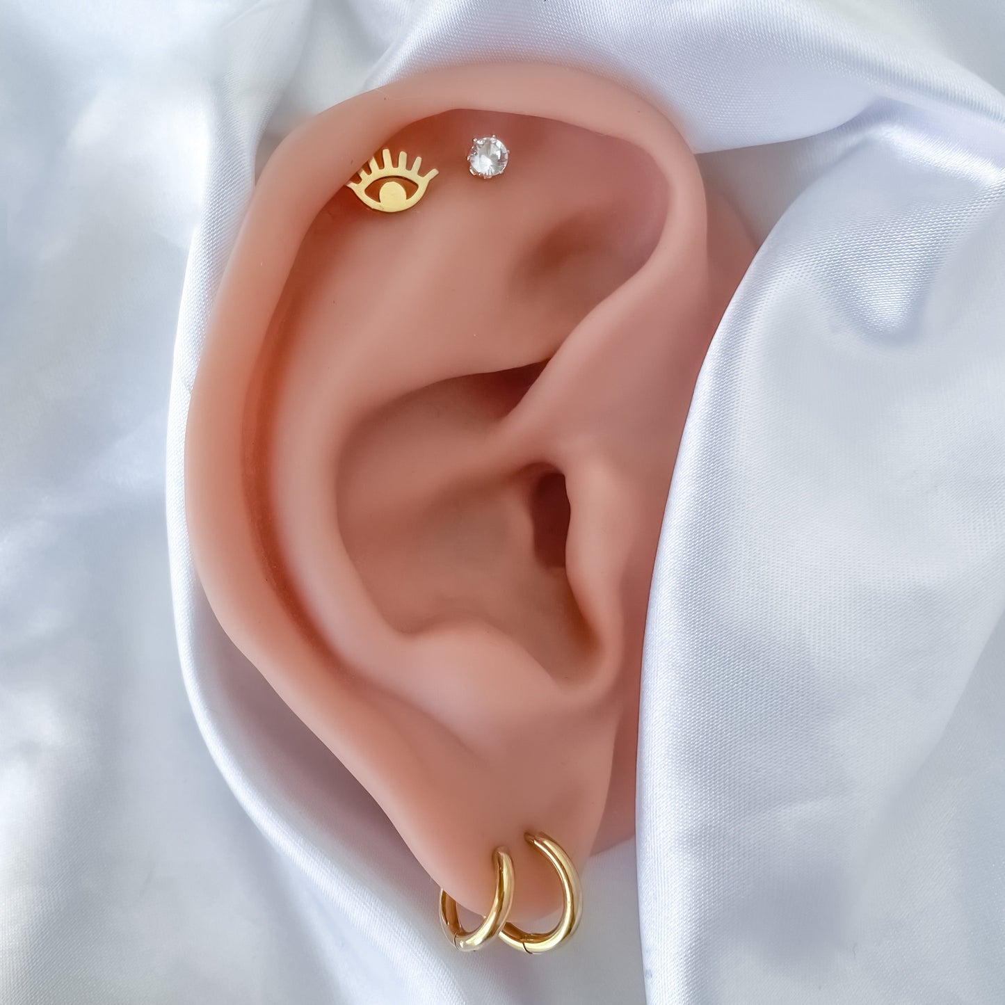 Tyla Huggy Hoops *2 Sizes - Krave & Co | Stylish Jewelry and Accessories. Shop our Sale.
