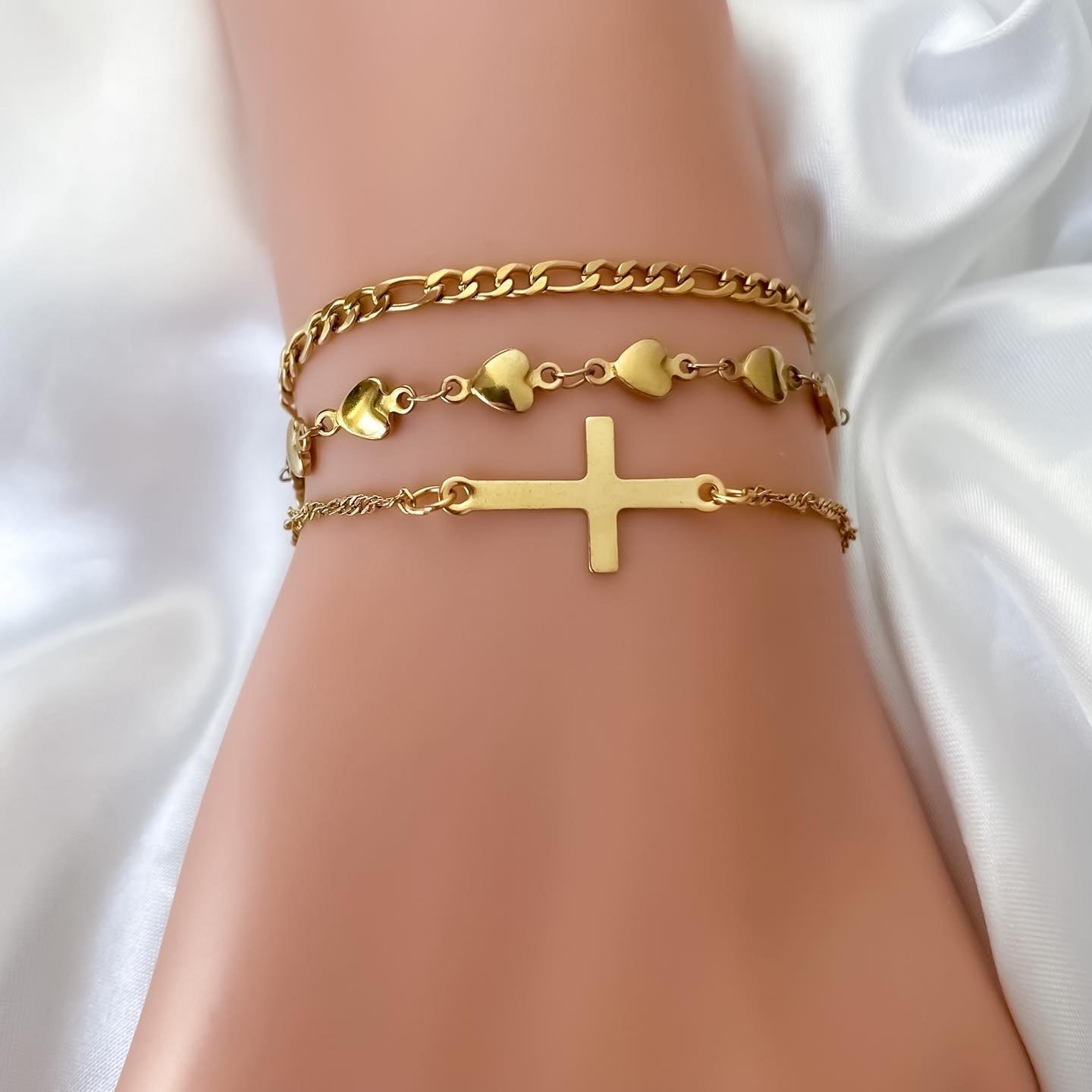 Cross Bracelet