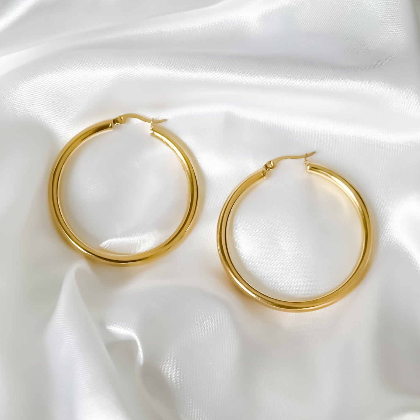 Kyla Hoops - Krave & Co | Stylish Jewelry and Accessories. Shop our Sale.