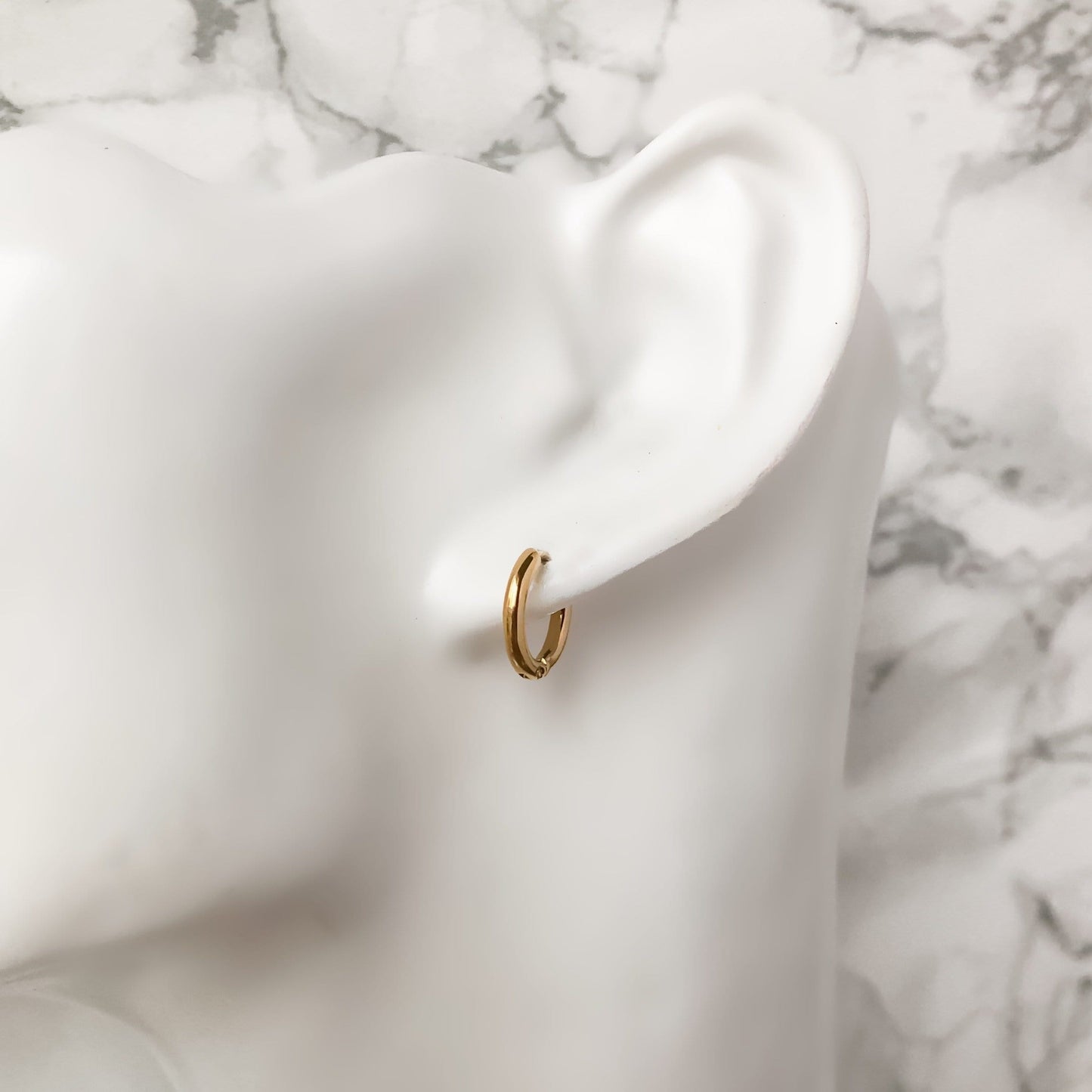 Tyla Huggy Hoops *2 Sizes - Krave & Co | Stylish Jewelry and Accessories. Shop our Sale.