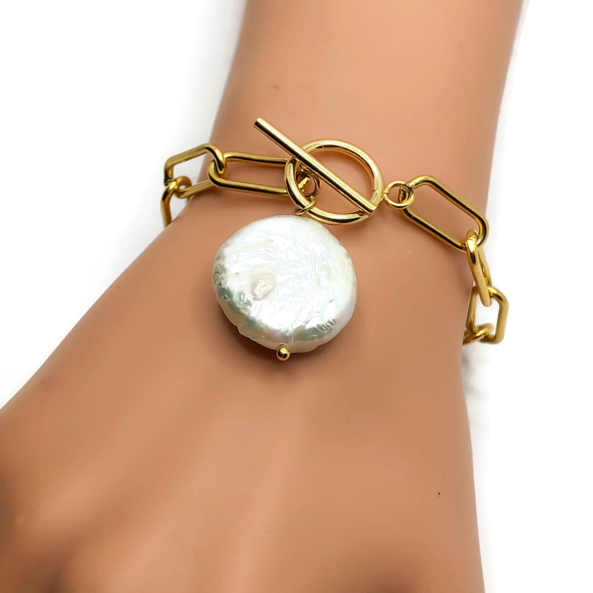 Thea Pearl Bracelet - Krave & Co | Stylish Jewelry and Accessories. Shop our Sale.